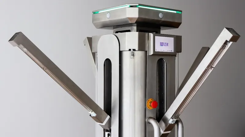 Dispositivo UVTizer com braços de lâmpadas UV-C abertos